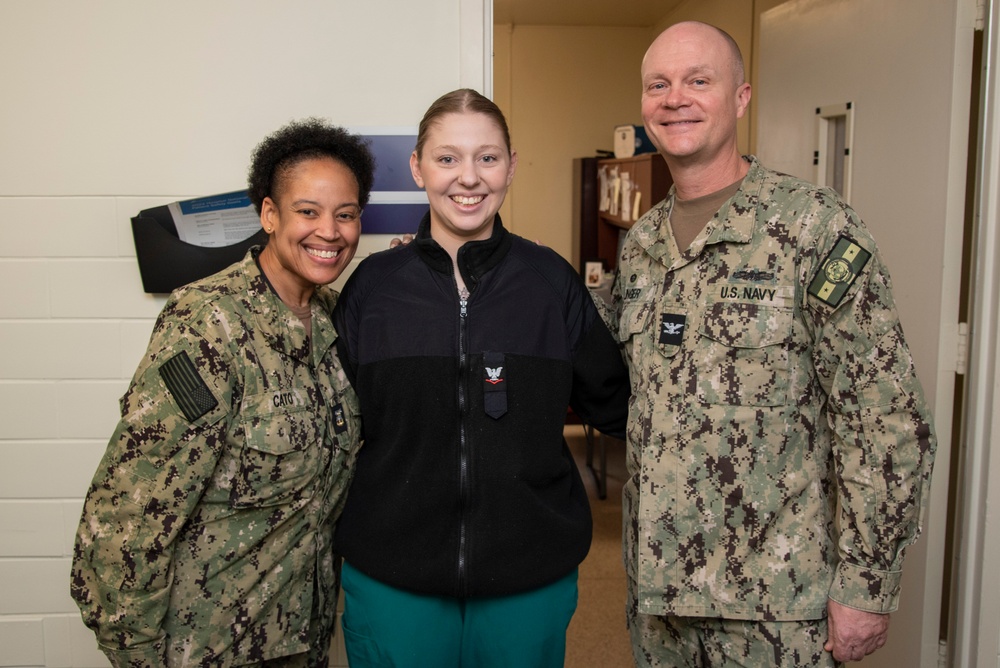 NMRTC, Bethesda Leadership announce Sailors of the Quarter