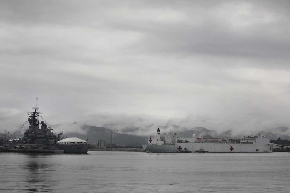 USNS Mercy Arrives at Pearl Harbor