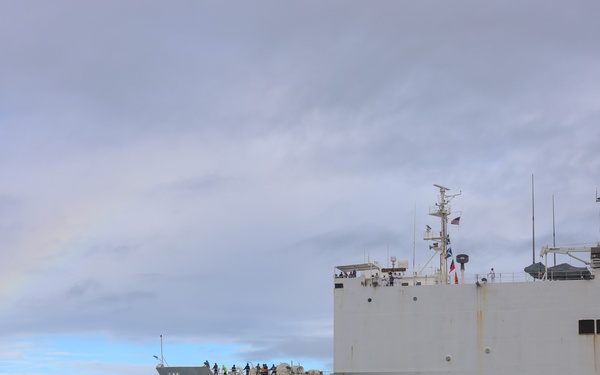 USNS Mercy Arrives at Pearl Harbor