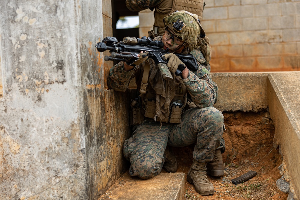 DVIDS - Images - 3d Marine Division Squad Competition: 3d LCT Urban ...