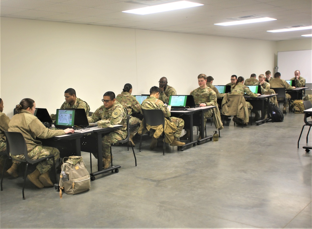 Fort McCoy NCO Academy students learn land-navigation at Virtual Battle Space simulation area