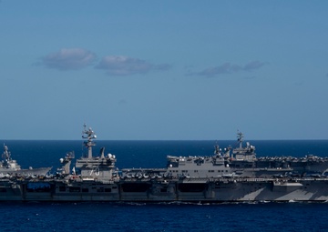 USS Carl Vinson (CVN 70) Multi-Large Deck Event
