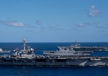 USS Carl Vinson (CVN 70) Multi-Large Deck Event