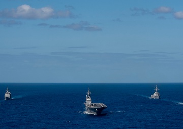 USS Carl Vinson (CVN 70) Multi-Large Deck Event