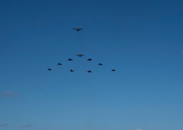 USS Carl Vinson (CVN 70) Multi-Large Deck Event