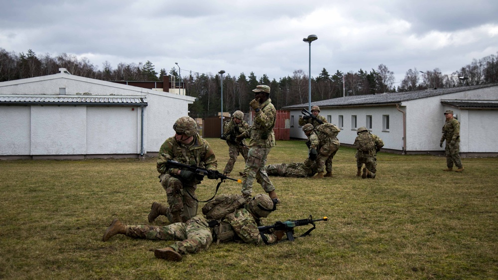 7th Army NCOA: React to Indirect Fire While Dismounted