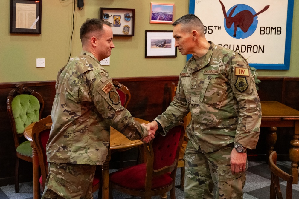 16th AF Deputy Commander visits RAFM