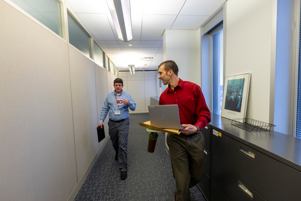 Headwaters Highlights: Contract specialist jobs rise in demand throughout government agencies