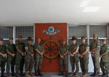 U.S. and Brazilian Marines meet to discuss integration of Brazilian male and female recruits
