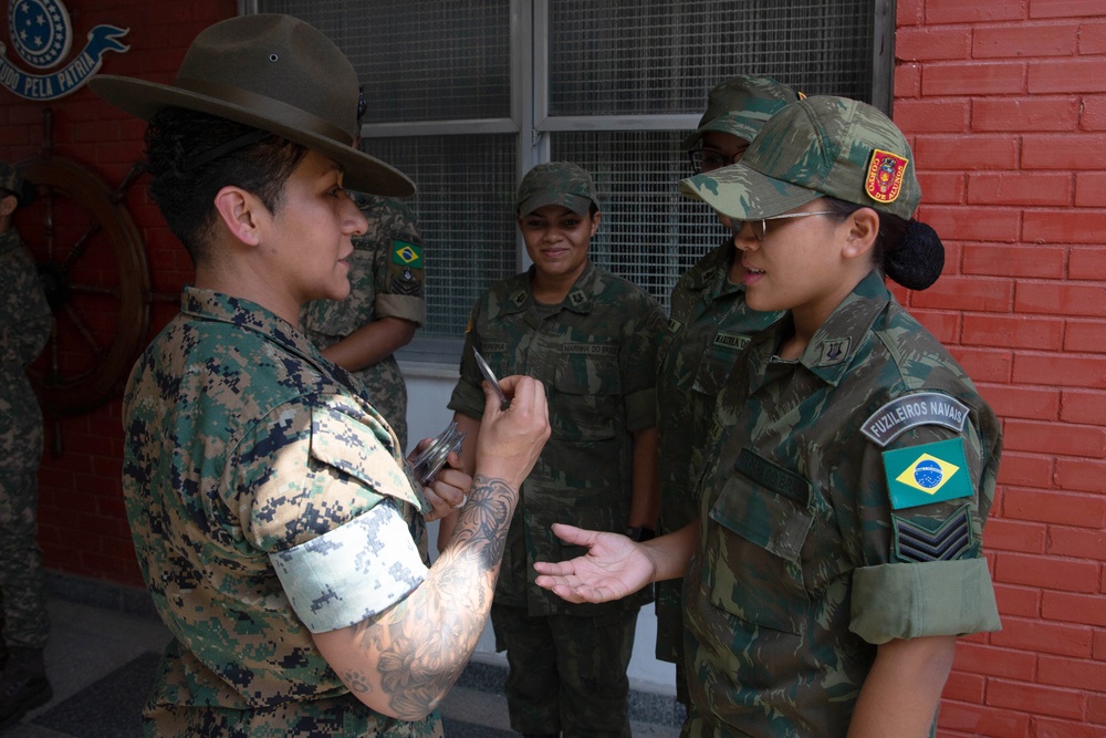 U.S. and Brazilian Marines meet to discuss integration of Brazilian male and female recruits