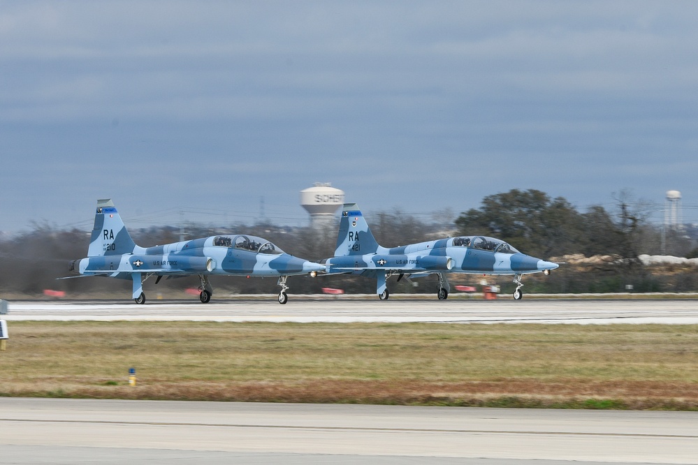Fiesta Dignitaries T-38 Orientation Flight