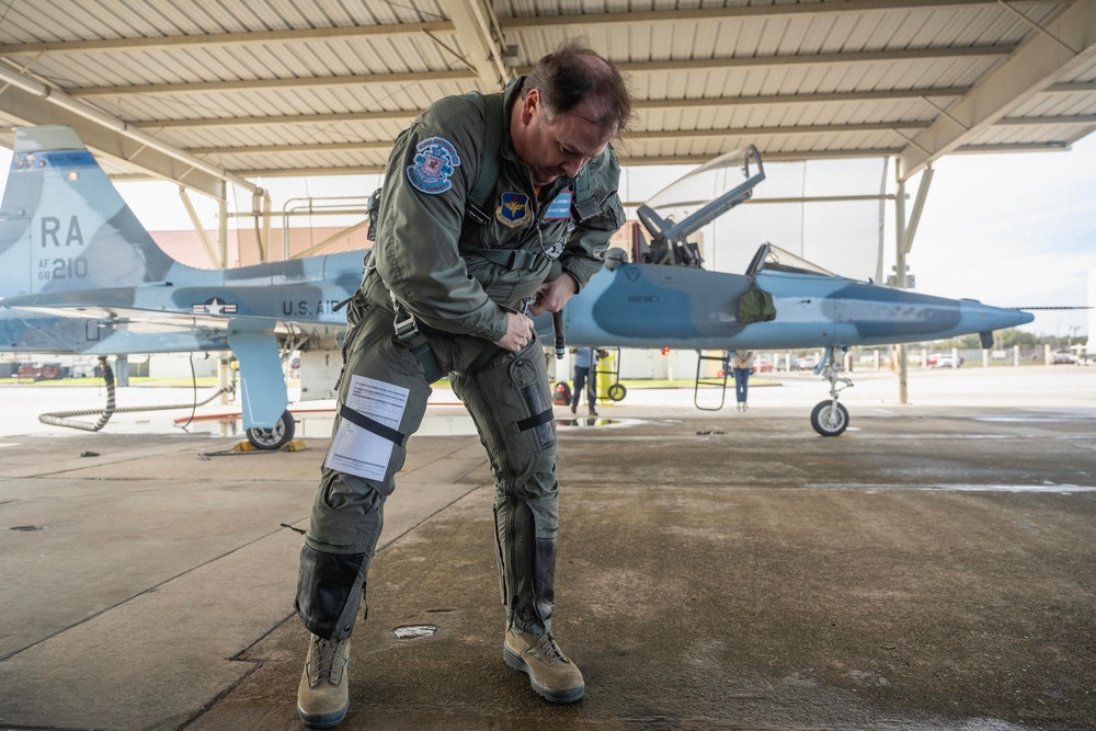 Fiesta Dignitaries T-38 Orientation Flight