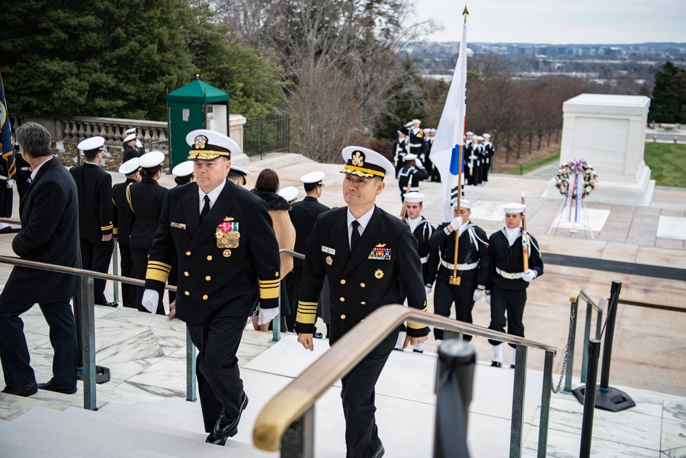 Chief of Naval Operations for the Republic of Korea Adm. Yang Yong-mo Participates in a Navy Full Honors Wreath-Laying Ceremony