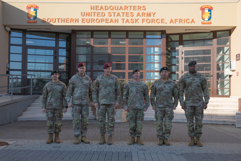 Col. John D. Bishop meets Maj. Gen. Todd R. Wasmund