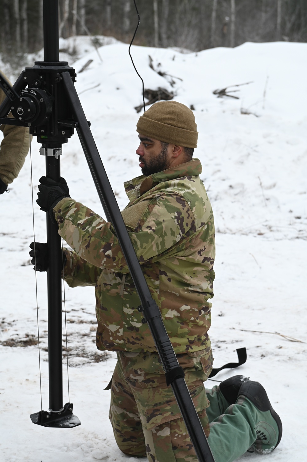 Minnesota National Guard conducts winter communications training