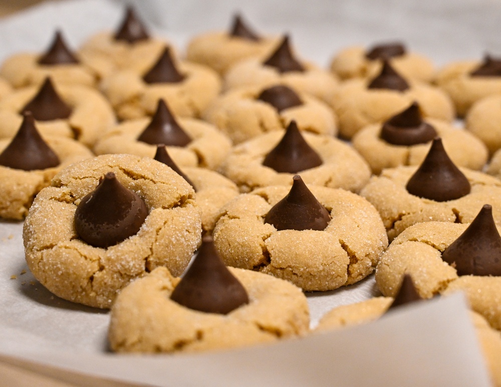 Dover's Holiday Cookie Drop a Sweet Success