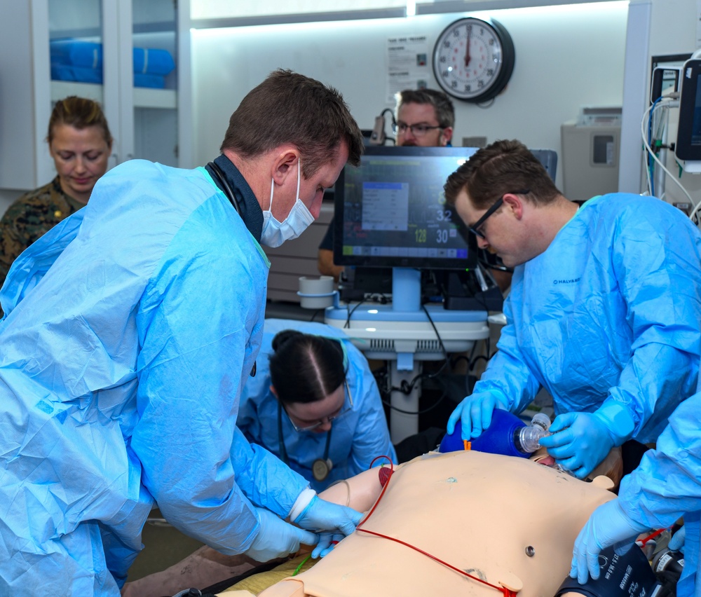 NMCCL hosts Assistant Secretary of Defense for Health Affairs for facility visit