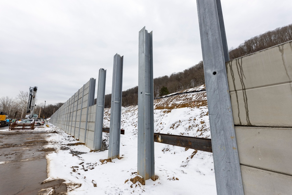 Preparation work continues for construction of new navigation chamber at Montgomery Locks and Dam