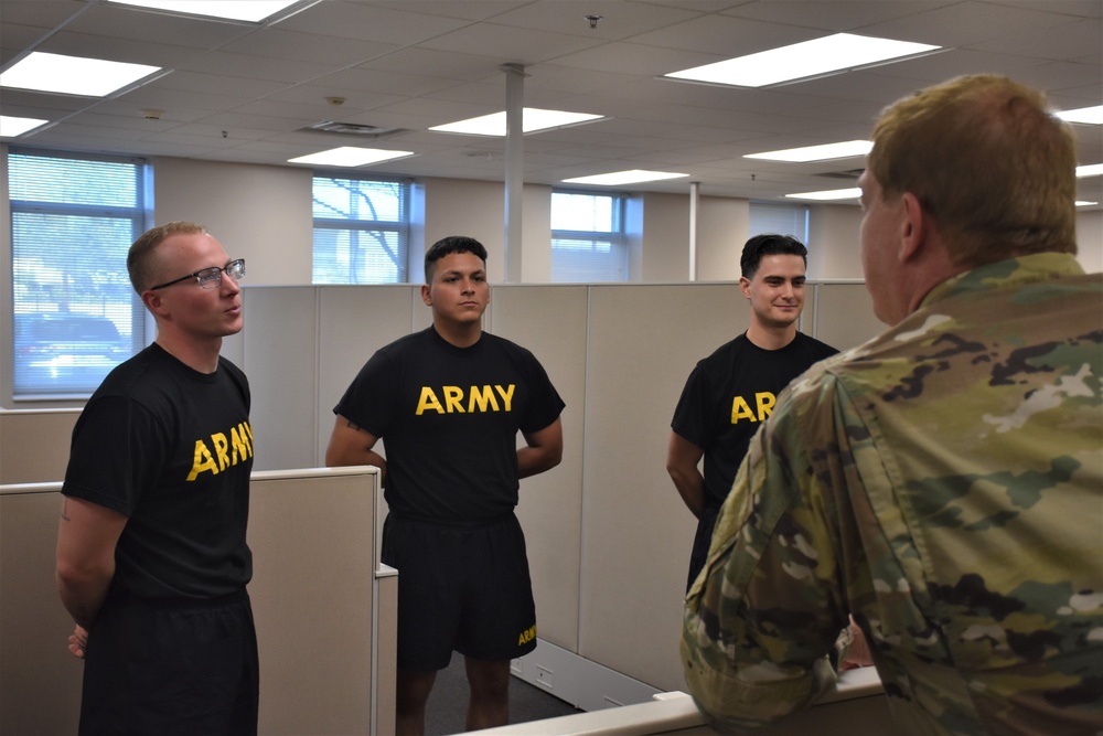 Mesa native recovers from college setback to fulfill Army dream