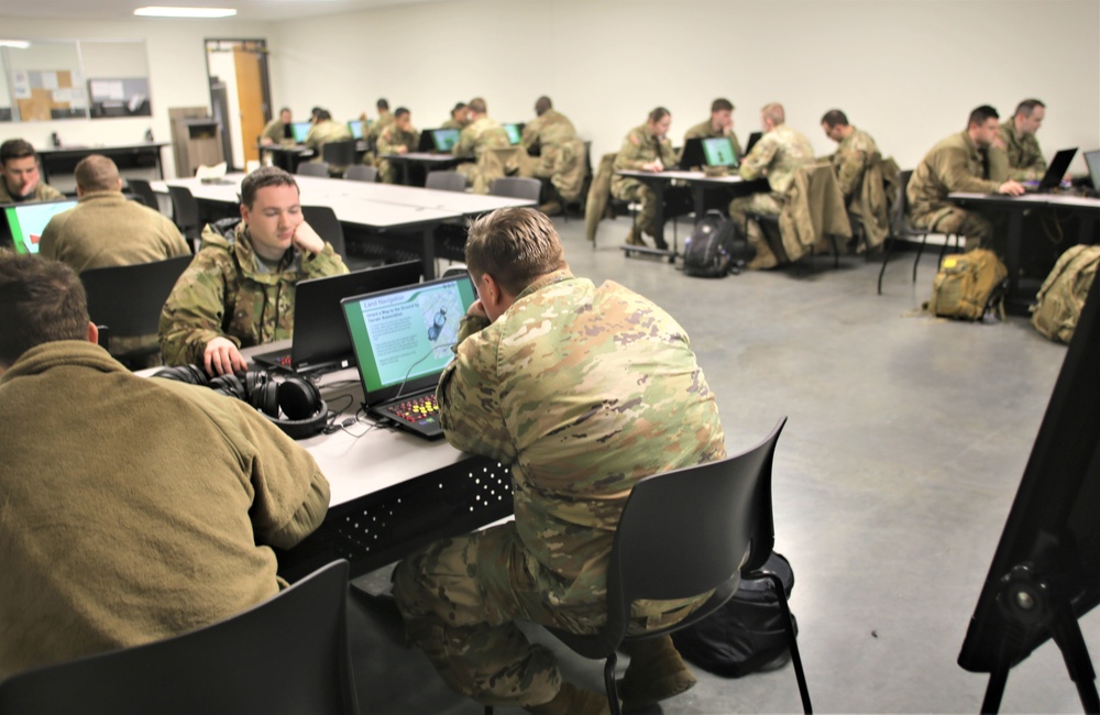 Fort McCoy NCO Academy students learn land-navigation at post’s Virtual Battle Space simulations complex