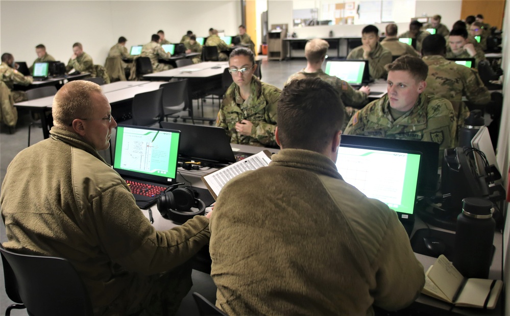 Fort McCoy NCO Academy students learn land-navigation at post’s Virtual Battle Space simulations complex