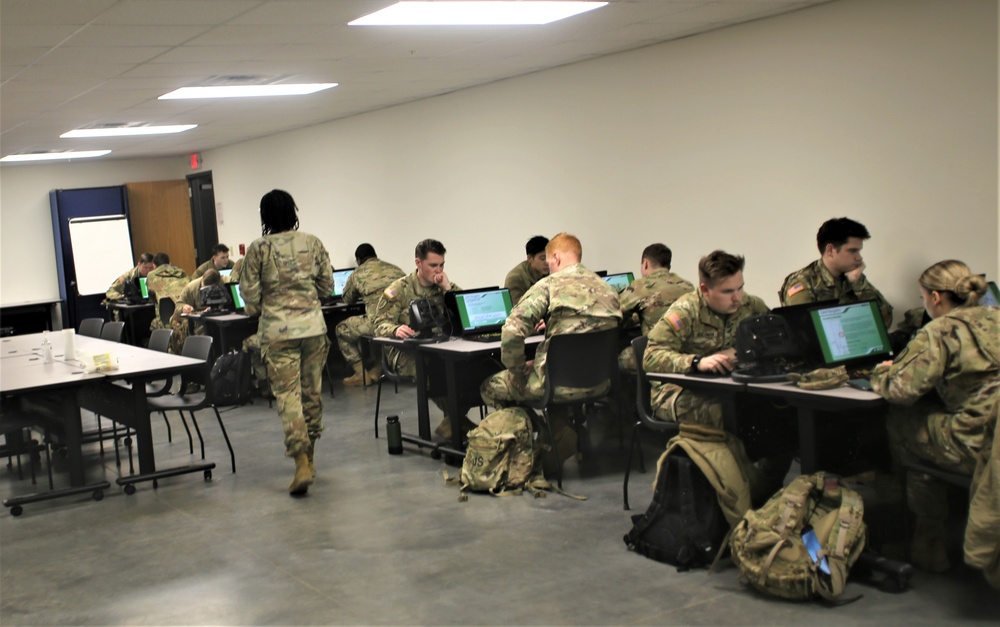 Fort McCoy NCO Academy students learn land-navigation at post’s Virtual Battle Space simulations complex