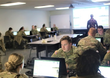 Fort McCoy NCO Academy students learn land navigation at post’s Virtual Battle Space simulations complex