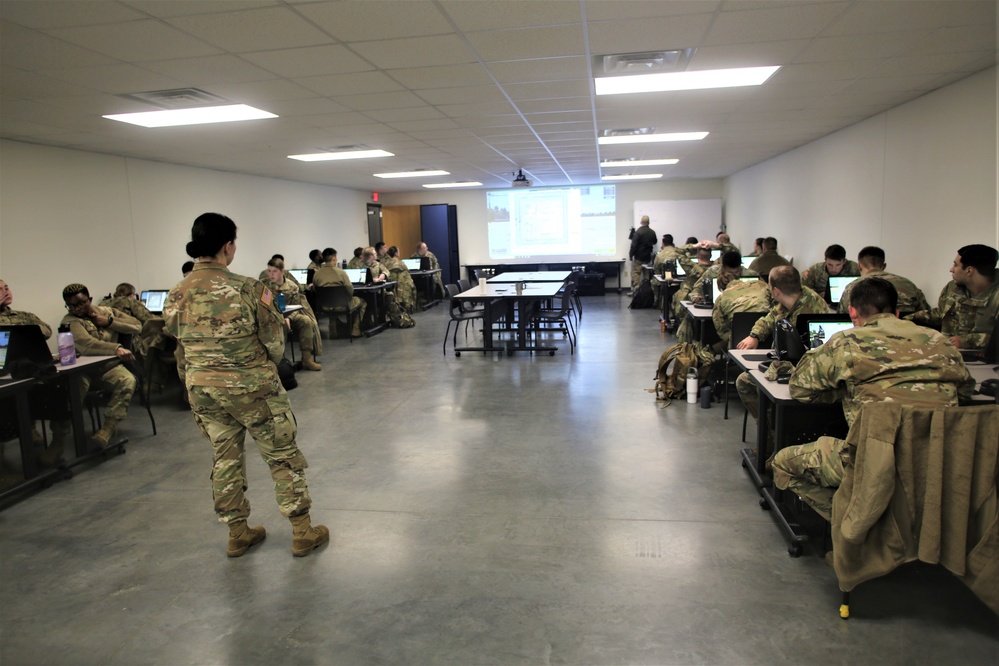 Fort McCoy NCO Academy students learn land-navigation at post’s Virtual Battle Space simulations complex