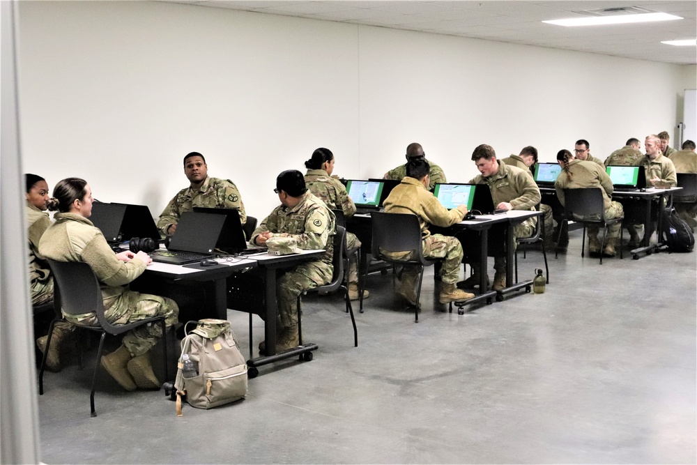 Fort McCoy NCO Academy students learn land-navigation at post’s Virtual Battle Space simulations complex