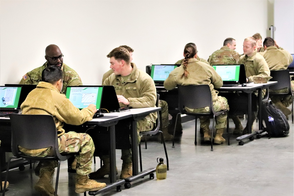 Fort McCoy NCO Academy students learn land-navigation at post’s Virtual Battle Space simulations complex