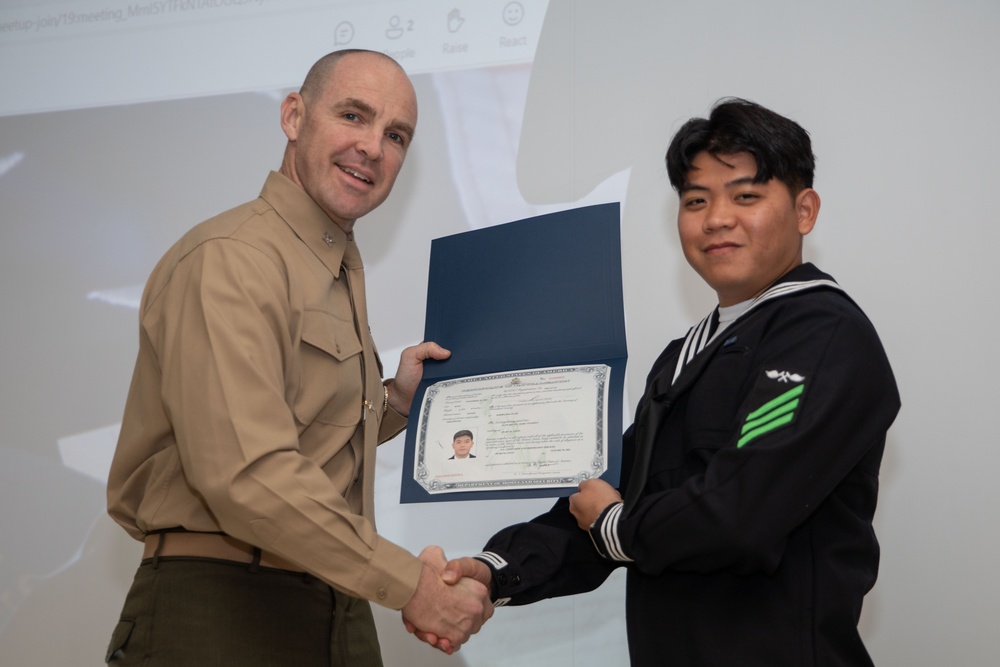 MCAS Iwakuni Marines and Sailors Become Naturalized U.S. Citizens