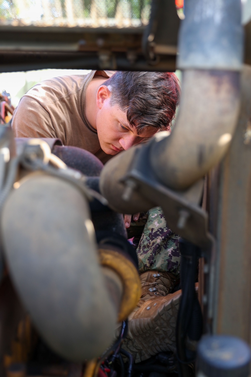 Seabees Repair Skidsteer