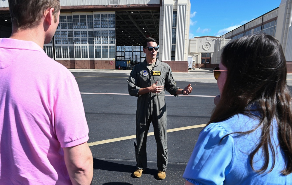 Staff delegates visit Pacific Air Forces, 15th Wing senior leaders