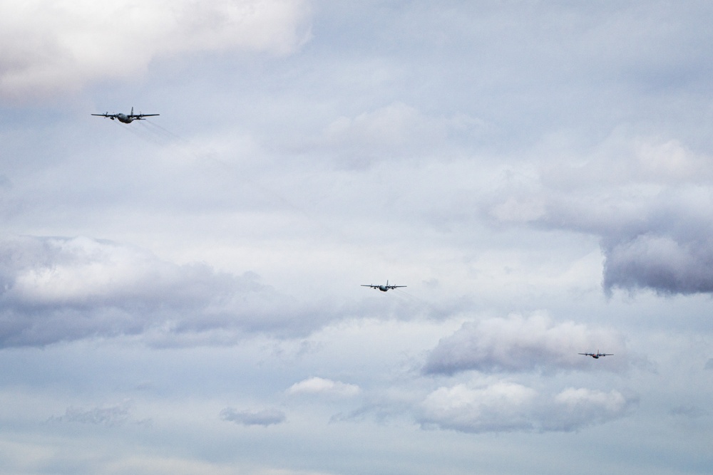 5-ship formation with 4 mobility airframes for AATTC Winter Training