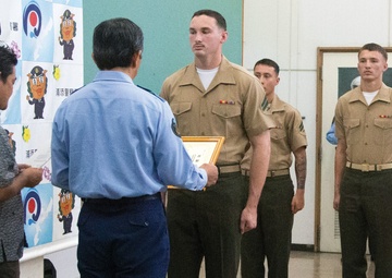 MARINES’ TRAINING PREVENTS SECONDARY CHAOS ON RT 58 / 海兵隊、訓練のたまもの ー 国道事故での二次被害防止に貢献