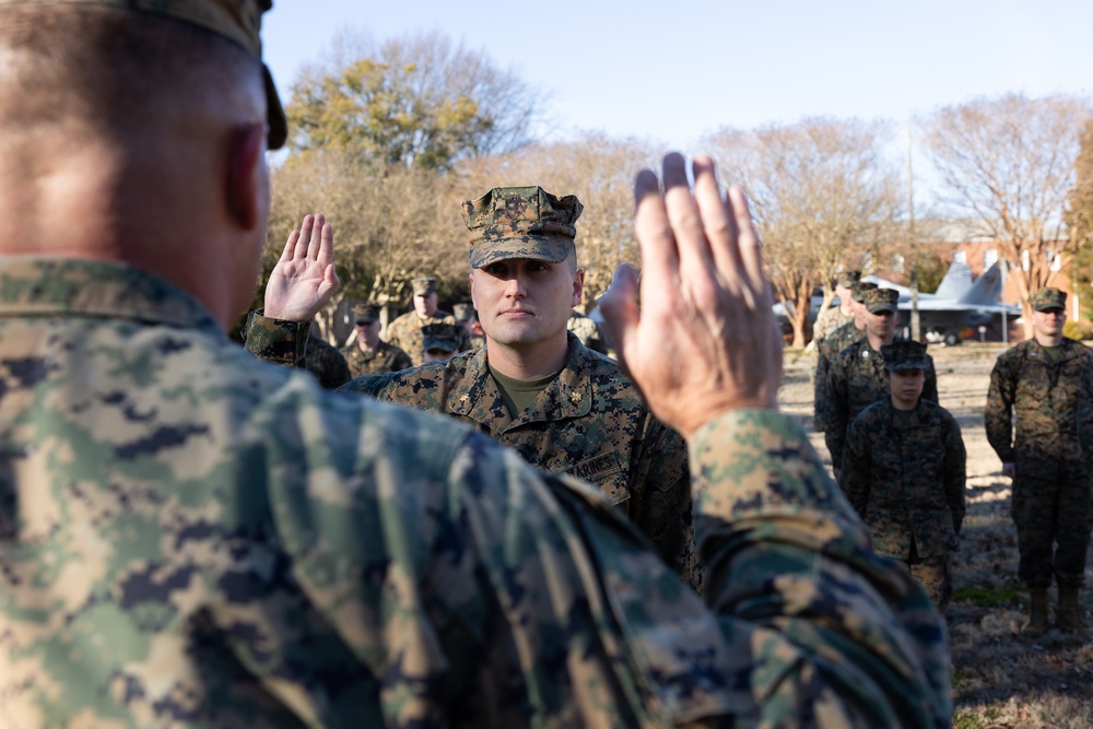 MARFORCOM Deputy Commander promotes Marine Judge Advocate to Major