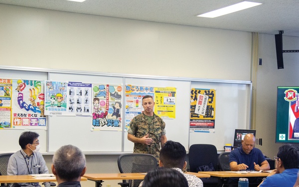 SAFETY COMMITTEE ENHANCES USMC JAPANESE WORKERS' RISK MANAGEMENT AWARENESS / 在沖米海兵隊、安全委員会で日本人基地従業員の危機管理意識高める