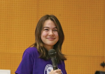 The music continues, the circle of friendship spins on / 音楽と共に動きだす 友情の歯車