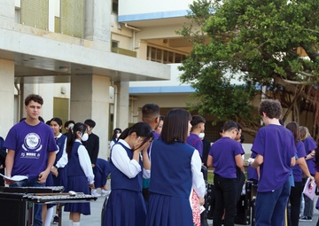 The music continues, the circle of friendship spins on / 音楽と共に動きだす 友情の歯車