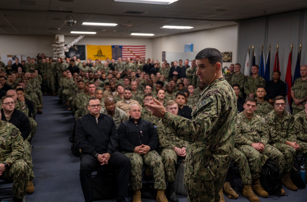 Deputy Surgeon General visits Navy Recruiting Orientation Unit (NORU)