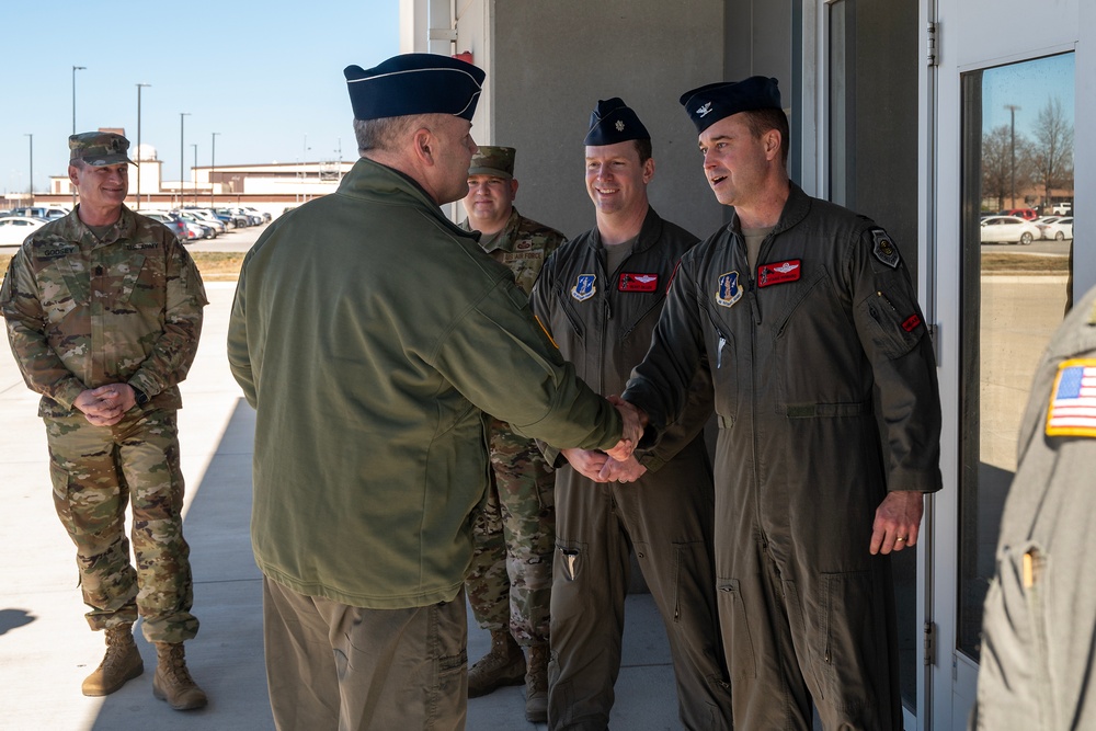 Maj. Gen. Pirak visits Missouri ANG