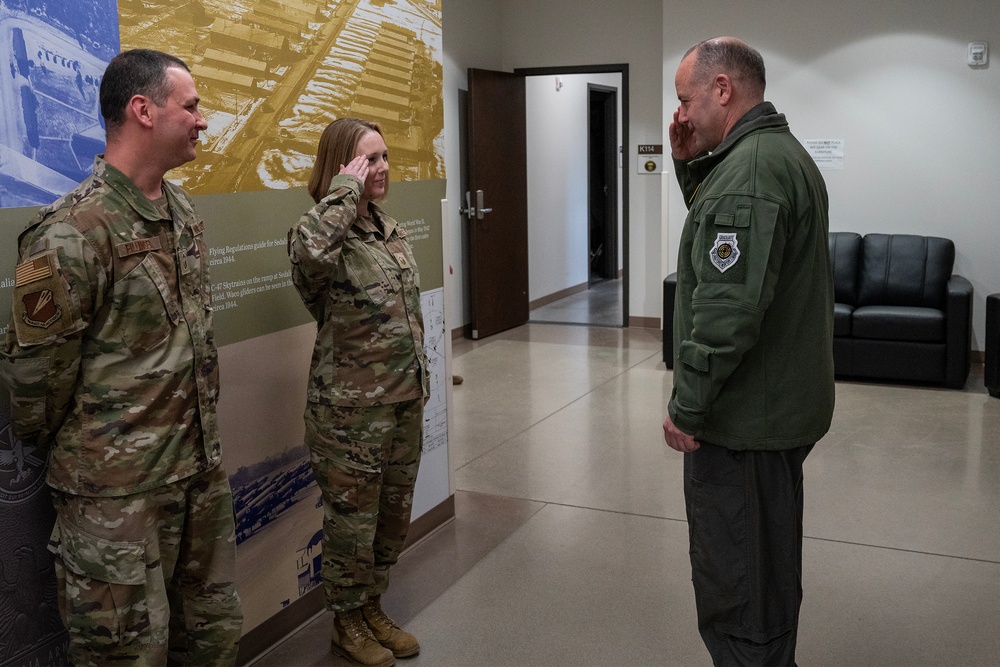 Maj. Gen. Pirak visits Missouri ANG