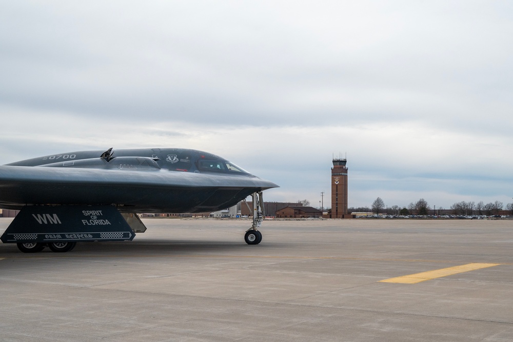 Maj. Gen. Pirak visits Missouri ANG