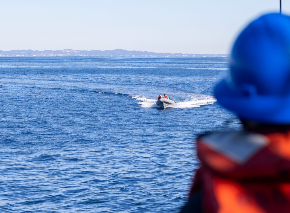 DDG115 Man Overboard Drill