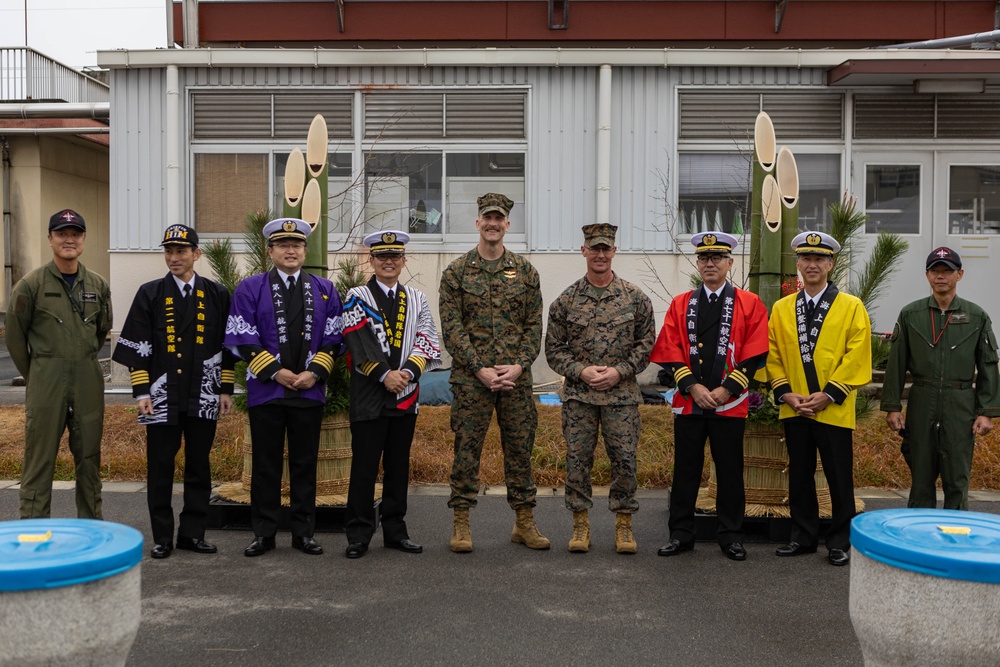 Mochitsuki Ceremony: Marine Corps Air Station Iwakuni and Japanese Maritime Self-Defense Force hosts mochi pounding ceremony