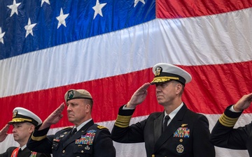 Cooper Hands Over Command of U.S. 5th Fleet to Wikoff