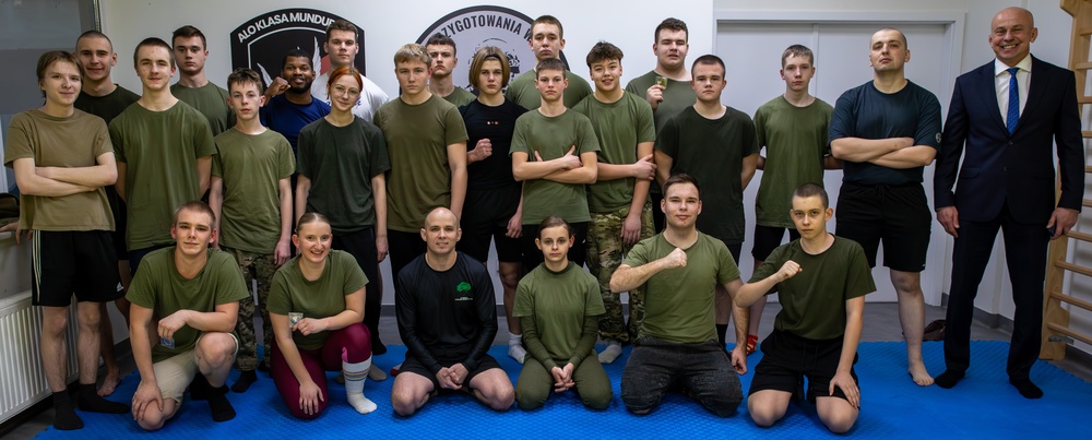 Polish Cadets practice Jiu Jitsu