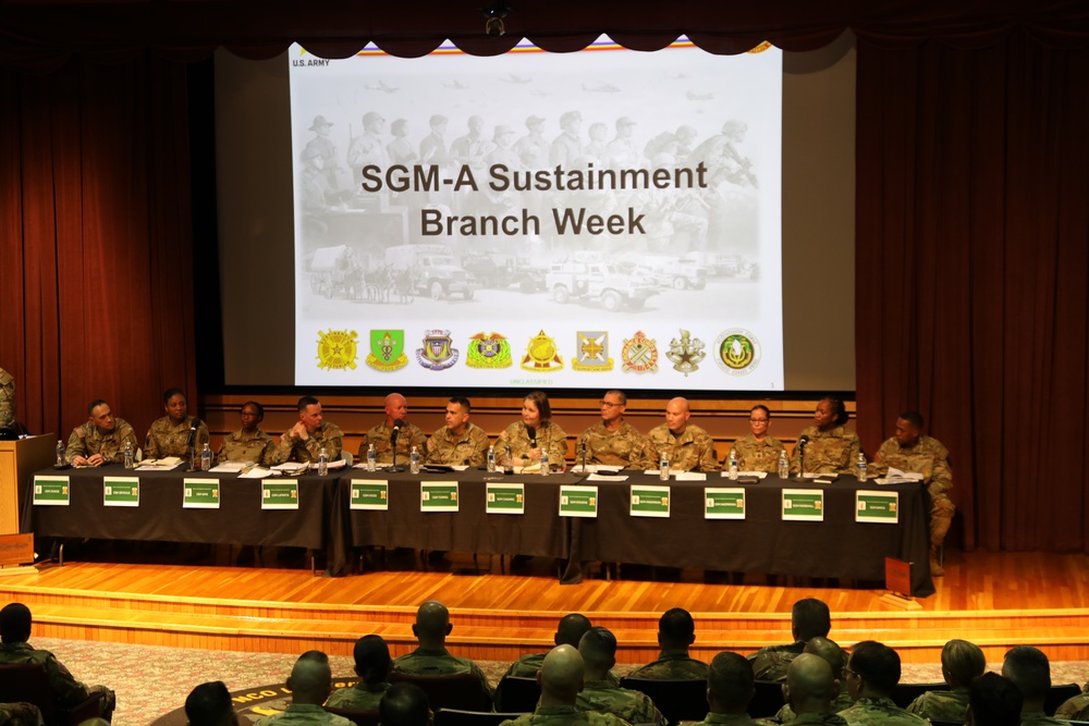 Senior sustainers attend branch week at the NCOLCoE