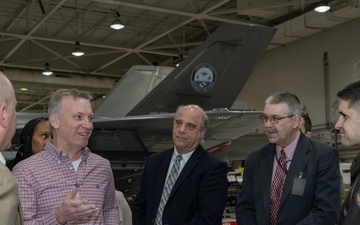 Under Secretary of the Navy visits Pax River F-35 ITF