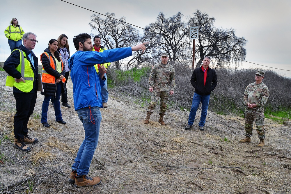 Senior executive field visit to Natomas Basin Reach A